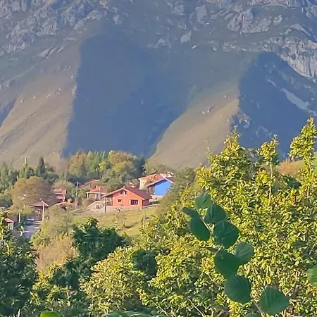 Cangas De Onis Rural House With A Sunset View Casa vacanze *
