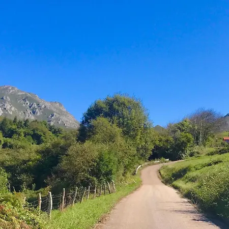 Cangas De Onis Rural House With A Sunset View * Villa
