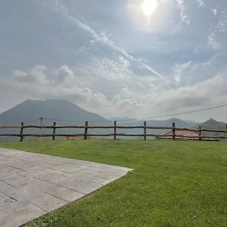 Cangas De Onis Rural House With A Sunset View Casa vacanze Villa