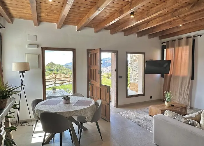 Cangas De Onis Rural House With A Sunset View *