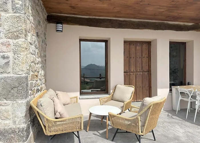 Cangas De Onis Rural House With A Sunset View * Villa