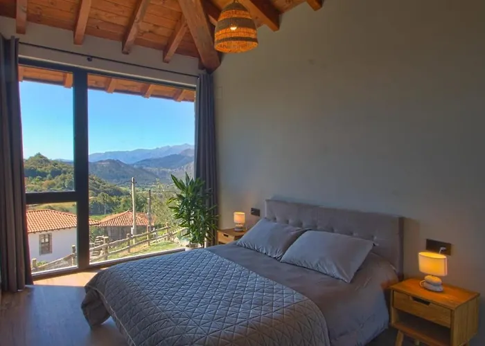 Cangas De Onis Rural House With A Sunset View * Villa