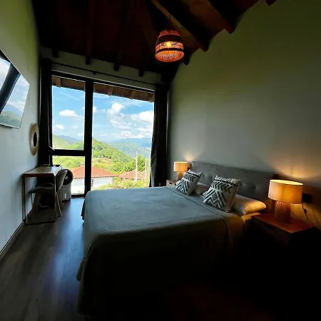 別荘 Cangas De Onis Rural House With A Sunset View *